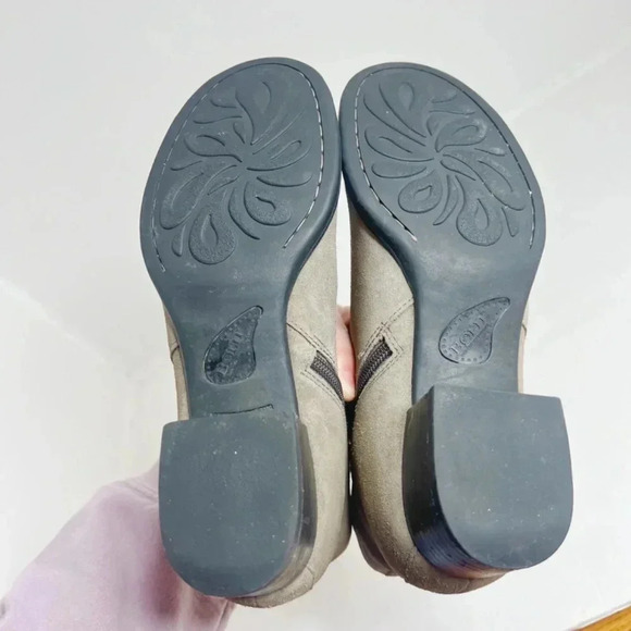 Born Phobos Women's Tan Suede Booties Ankle Boots Women's Size 7 - Picture 7 of 9